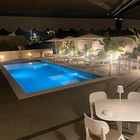 Dimora Giulia Πανσιόν 4*